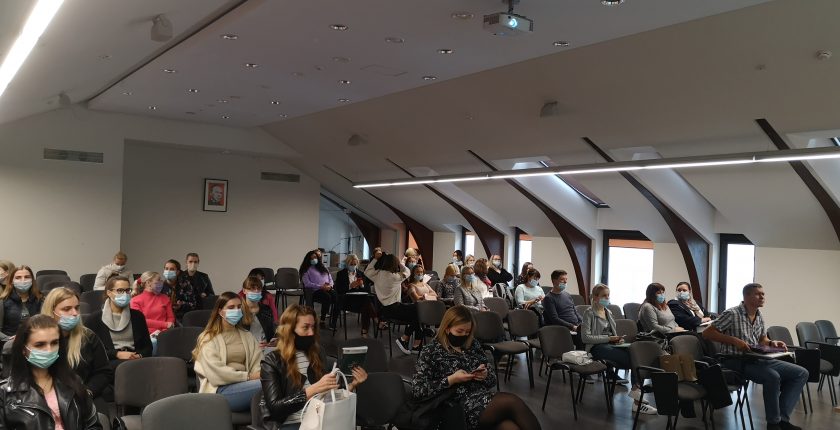 Guests from the Narcotics Anonymous fellowship attended Social Work Management lectures