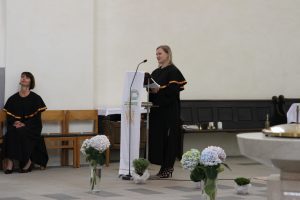 DIPLOMŲ ĮTEIKIMAI